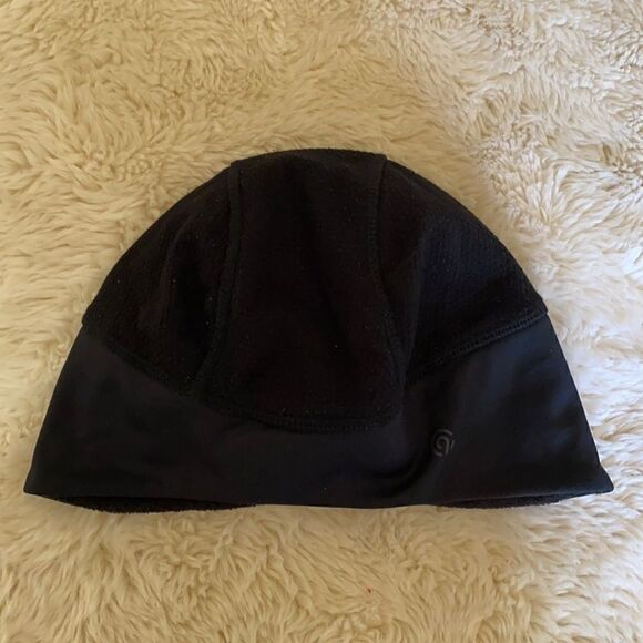 Champion Mens Beanie    - Picture 1 of 5